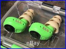 3M PELTOR Electronic Ear Plug, Green, EEP-100 UltraFit Eartips Noise Reduction