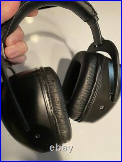 Pro Ears Pro Tac Mag Gold NRR 30 Hearing Protection Earmuffs, Black Grey GSPTMLB